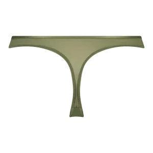 String Tilly 15